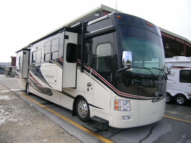 New 2010 Fourwinds MONTECITO 40J Class A - Diesel For Sale